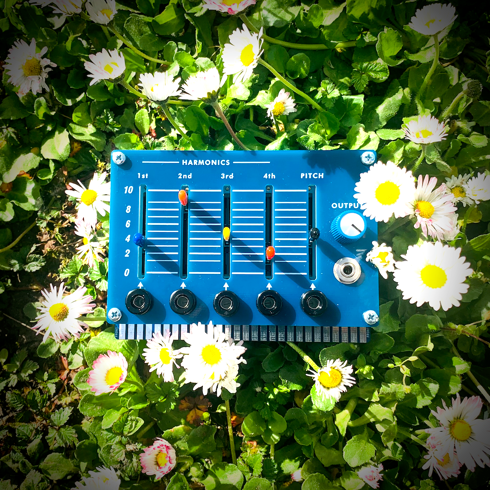 DHO - digital harmonic oscillator card for the Music Easel